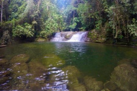 Cachoeira em Ilhabela